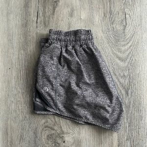 •Lululemon Gray Hotty Hot Shorts 2.5•